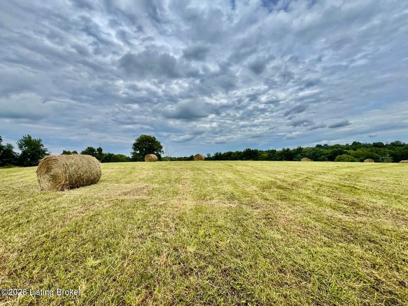 1070-8 Logan Rd, Gravel Switch, KY 40328