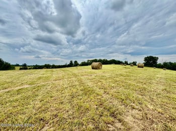 1070-8 Logan Rd, Gravel Switch, KY 40328