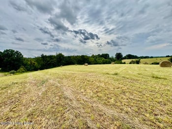 1070-9 Logan Rd, Gravel Switch, KY 40328