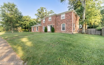 10701 Linn Station Rd, Louisville, KY 40223