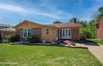 10706 Blackwood Rd, Jeffersontown, KY 40299