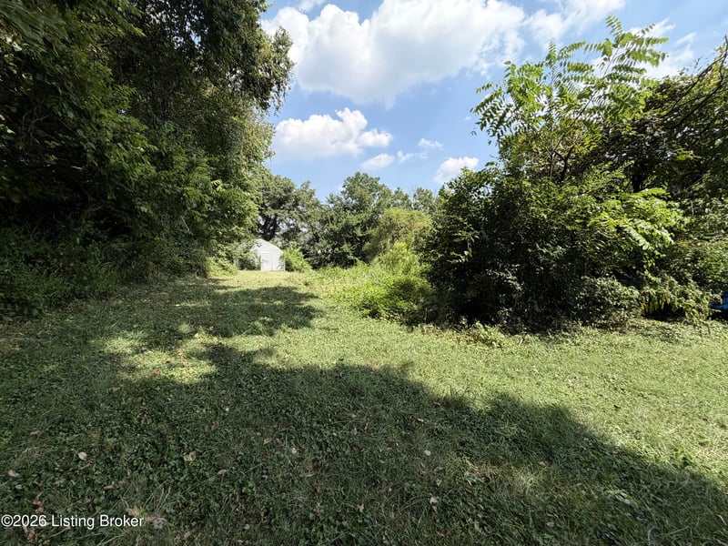 10715 Old Taylorsville Rd, Louisville, KY 40299