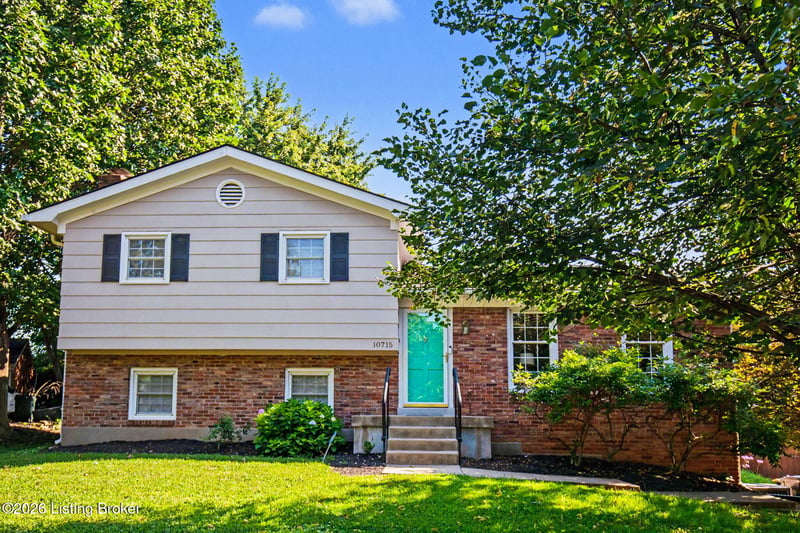 10715 Sunderland Pl, Louisville, KY 40243