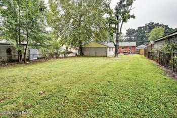 10718 Charlene Dr, Fairdale, KY 40118