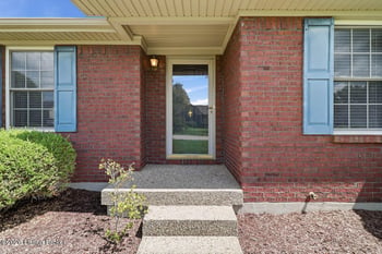 108 Excalibur Ct, Mt Washington, KY 40047