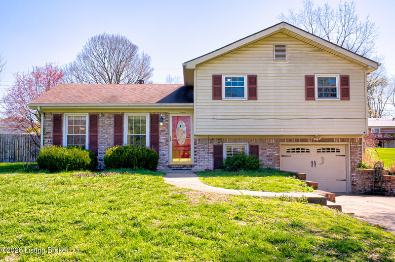 108 Gloria Dr, Shelbyville, KY 40065