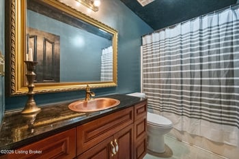 108 Kenton Dr, Bardstown, KY 40004