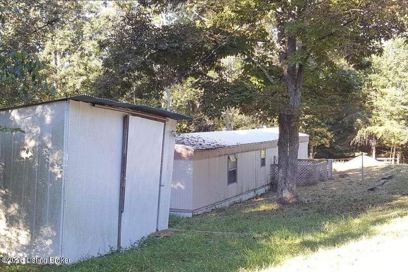108 Woodduck Dr, Willisburg, KY 40078