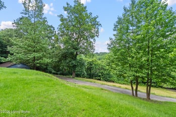 10811 Stonestreet Rd, Louisville, KY 40272