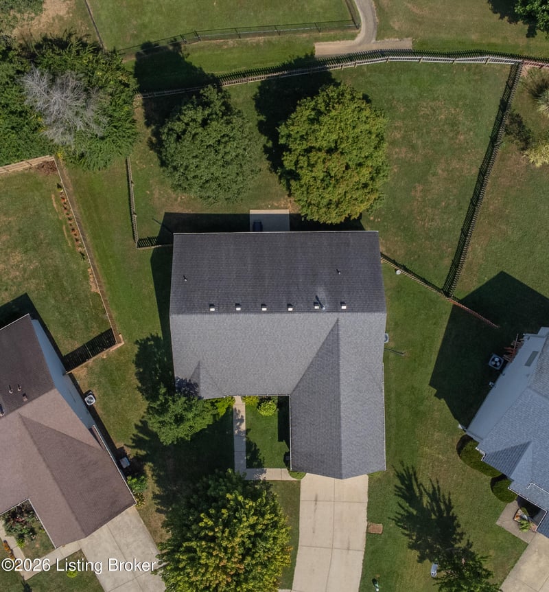 10815 Silvermoon Ct, Louisville, KY 40241