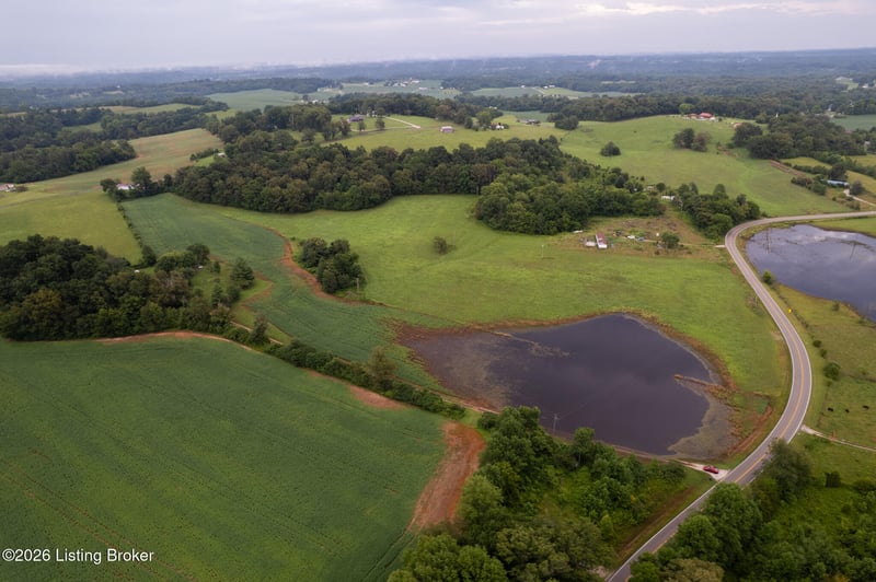 10820 Hardyville Rd, Hardyville, KY 42746