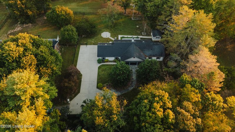 109 B Clark Rd, Russell Springs, KY 42642