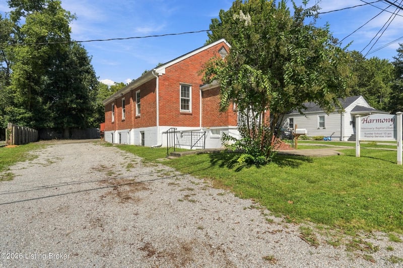 109 Berry Ave, Versailles, KY 40383