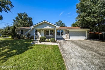 109 N Circlecrest Dr, Louisville, KY 40229