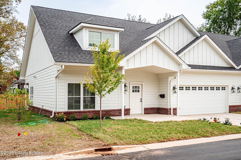 109 Wellston Pl, Louisville, KY 40207