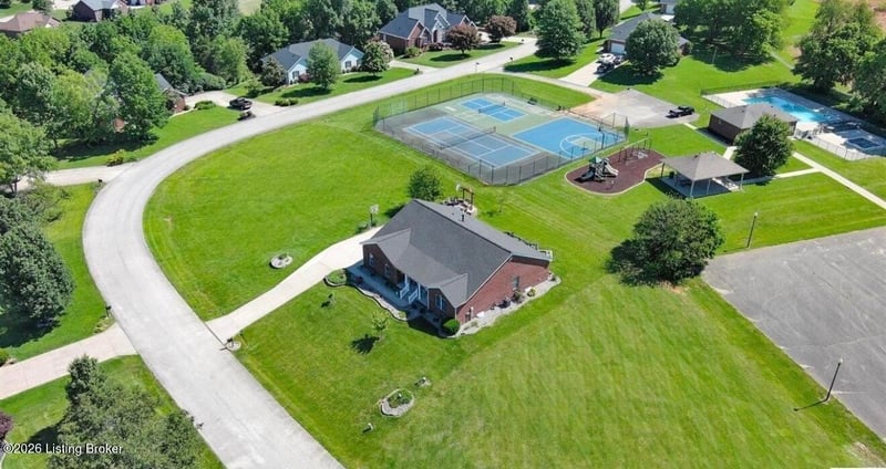109 Woodhill Rd, Bardstown, KY 40004