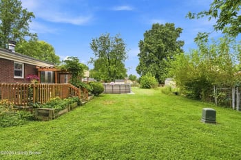 1091 Red Bird Ct, Shelbyville, KY 40065
