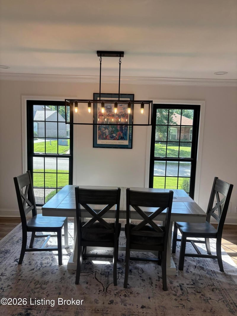 10911 Falkirk Rd, Louisville, KY 40243