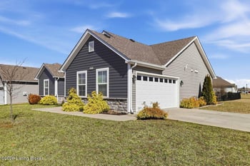 10917 Hidden Trail Ct, Louisville, KY 40229