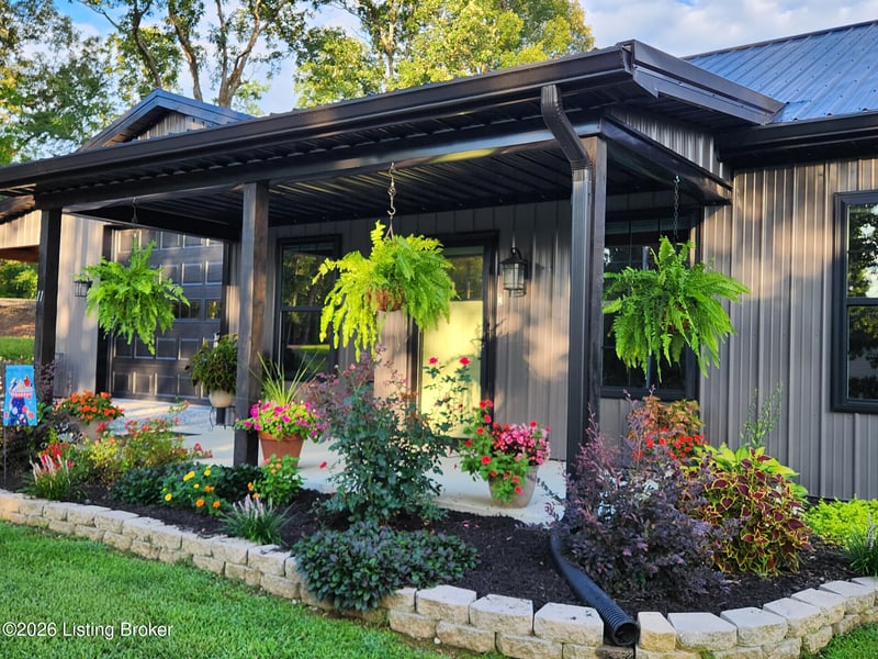 11 Halbrook Ln, Benton, KY 42025