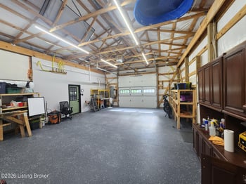 11 Halbrook Ln, Benton, KY 42025