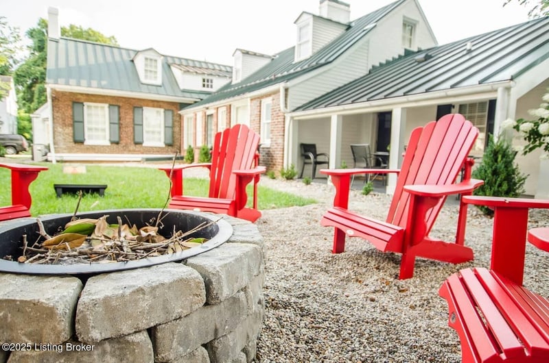 110 E Brashear Ave, Bardstown, KY 40004