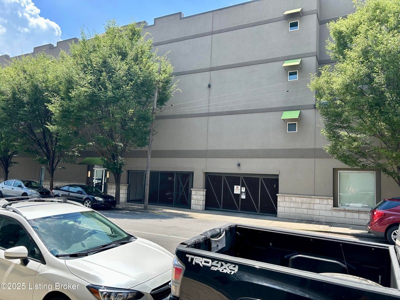 110 S Campbell St #201, Louisville, KY 40206