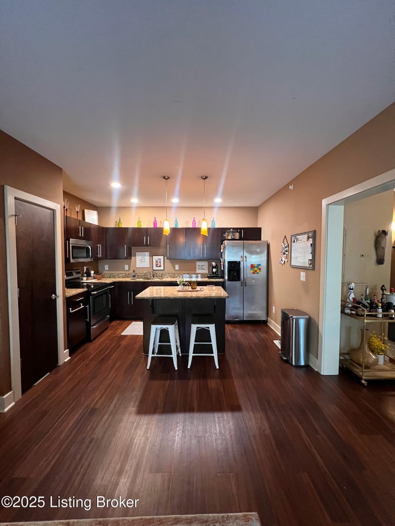 110 S Campbell St #201, Louisville, KY 40206