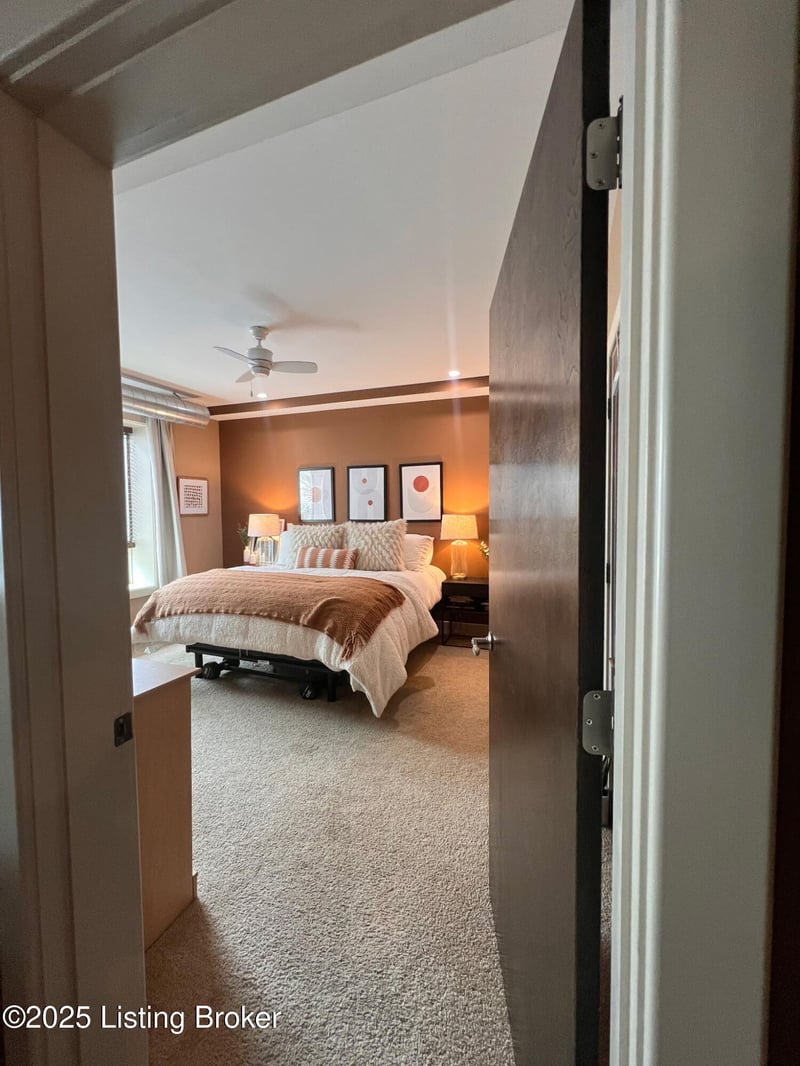 110 S Campbell St #201, Louisville, KY 40206