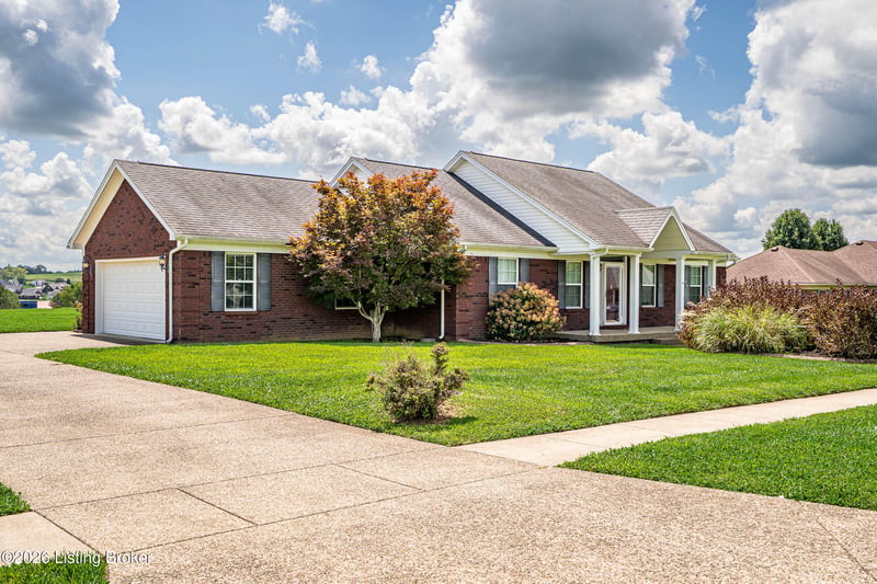 110 Savannah Ct, Taylorsville, KY 40071