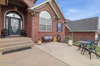 11001 Kaufman Farm Dr, Louisville, KY 40291