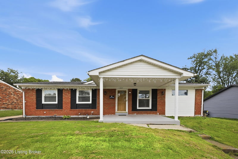 11005 Thunder Dr, Louisville, KY 40272