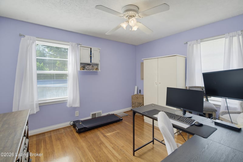 1102 Lone Oak Ave, Louisville, KY 40219
