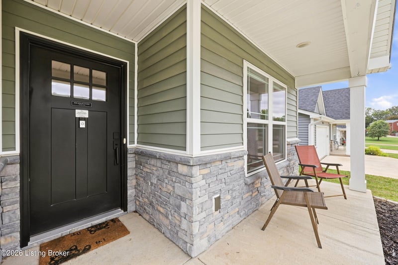 11025 Meadow Run Rd, Louisville, KY 40229