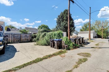 1103 Milton St, Louisville, KY 40217