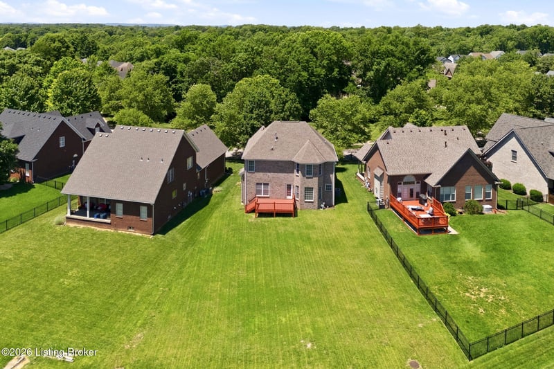 11043 Radleigh Ln, Louisville, KY 40291