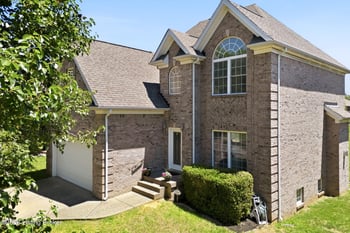 11043 Radleigh Ln, Louisville, KY 40291