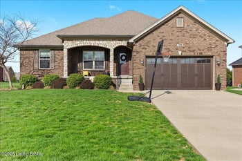 1105 Deer Fields Tc, La Grange, KY 40031
