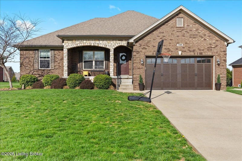 1105 Deer Fields Tc, La Grange, KY 40031