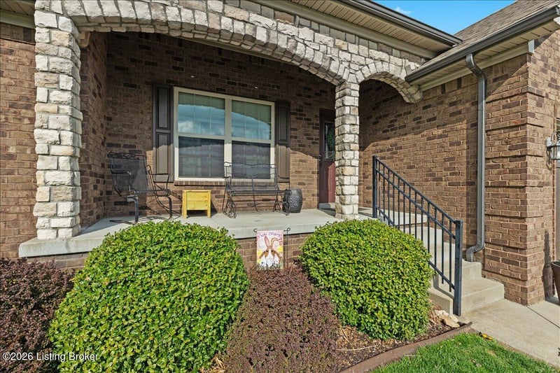 1105 Deer Fields Tc, La Grange, KY 40031