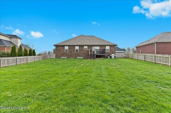 1105 Deer Fields Tc, La Grange, KY 40031