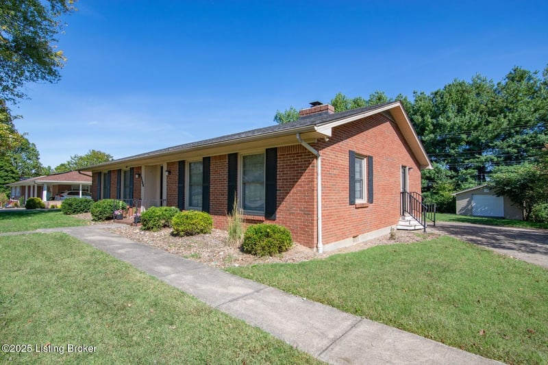 1106 Pawnee Dr, Elizabethtown, KY 42701