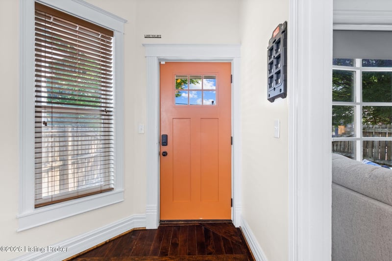 1106 S Shelby St, Louisville, KY 40203