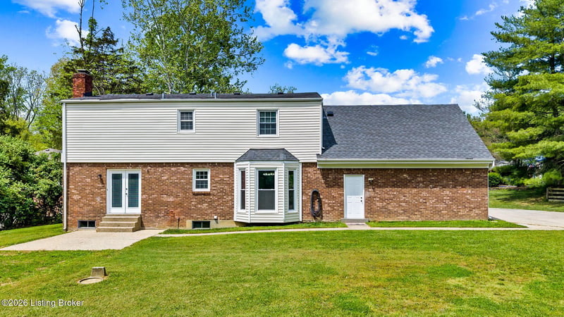 1107 Bruce Wood Ct, Louisville, KY 40245