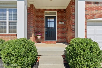 1107 Crossings Cove Ct, Louisville, KY 40245