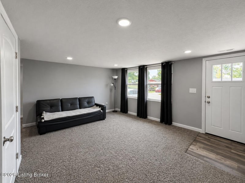 1107 Woodale Rd, Brandenburg, KY 40108