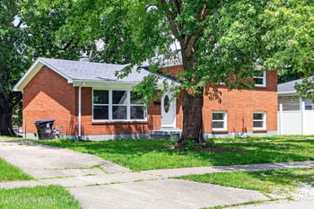 1109 Cristland Rd, Louisville, KY 40214