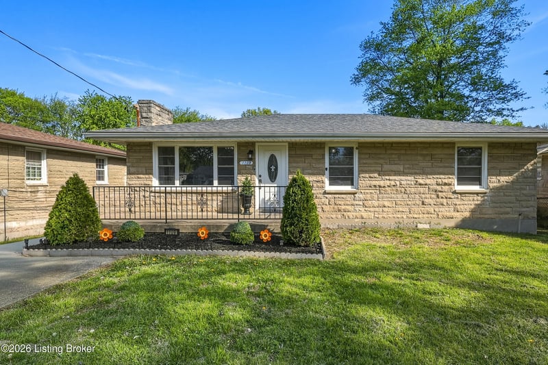 1109 Lavista Way, Louisville, KY 40219
