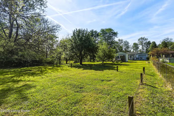 1109 Lavista Way, Louisville, KY 40219