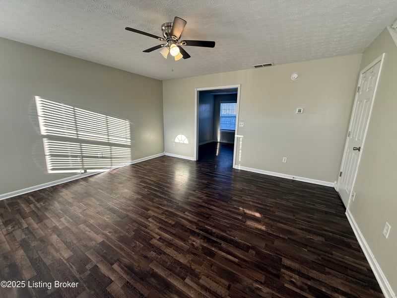 111 Calumet Ct, Elizabethtown, KY 42701